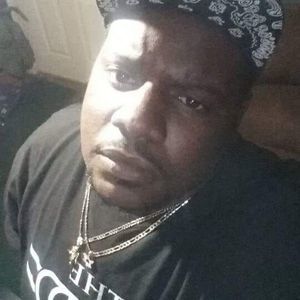 Meet your Posher, Tye